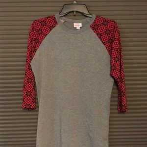 Lularoe Randy top with beautiful sleeves